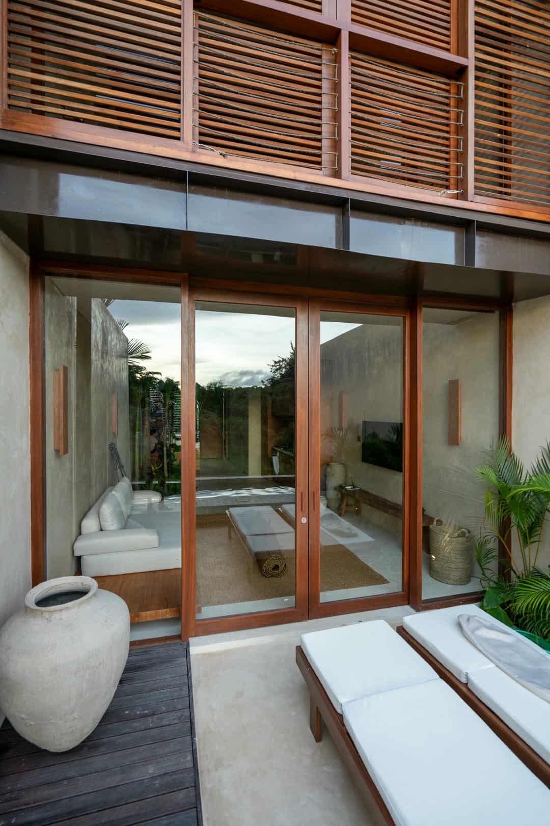 RICE FIELD VIEW 1 BEDROOM VILLA FOR SALE IN PERERENAN BALI BE-547 